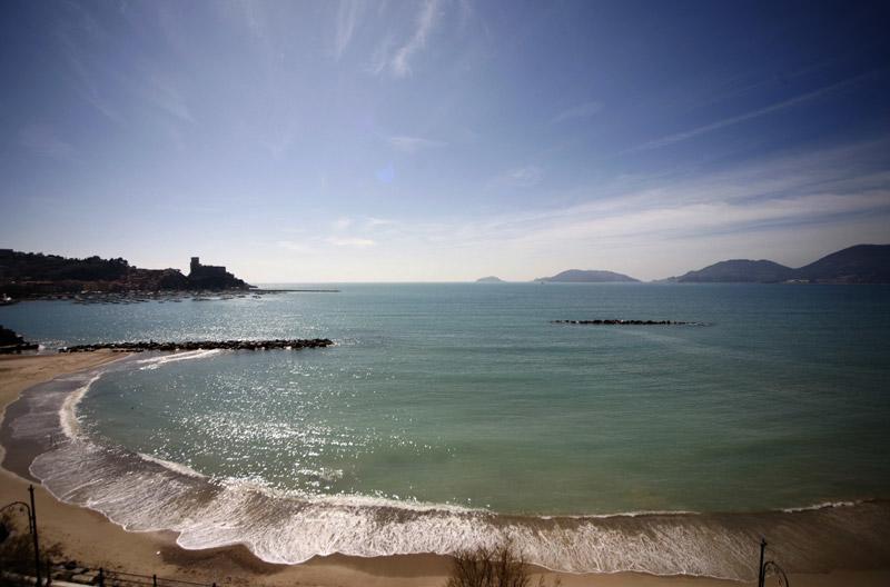Apartmán Il Terrazzo Sul Castello Lerici Exteriér fotografie