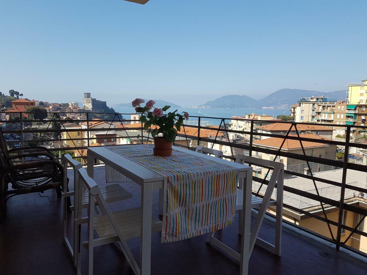 Apartmán Il Terrazzo Sul Castello Lerici Exteriér fotografie